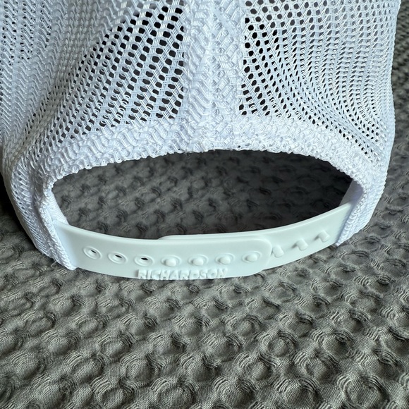 F45 Black and White Mesh Cap - Picture 4 of 5